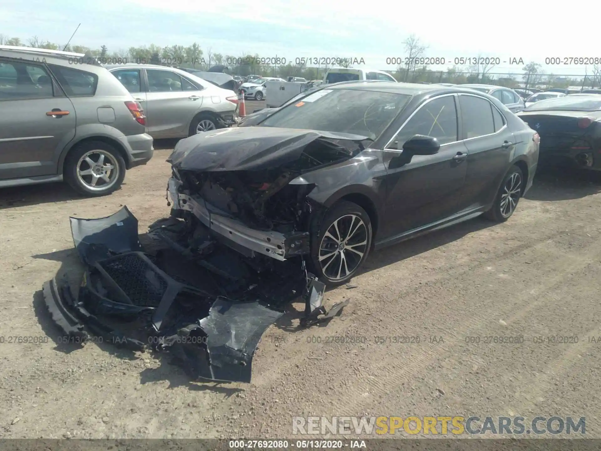 2 Photograph of a damaged car 4T1B11HK2KU200001 TOYOTA CAMRY 2019