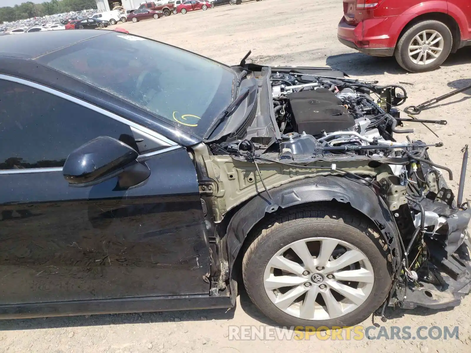 9 Photograph of a damaged car 4T1B11HK2KU200094 TOYOTA CAMRY 2019