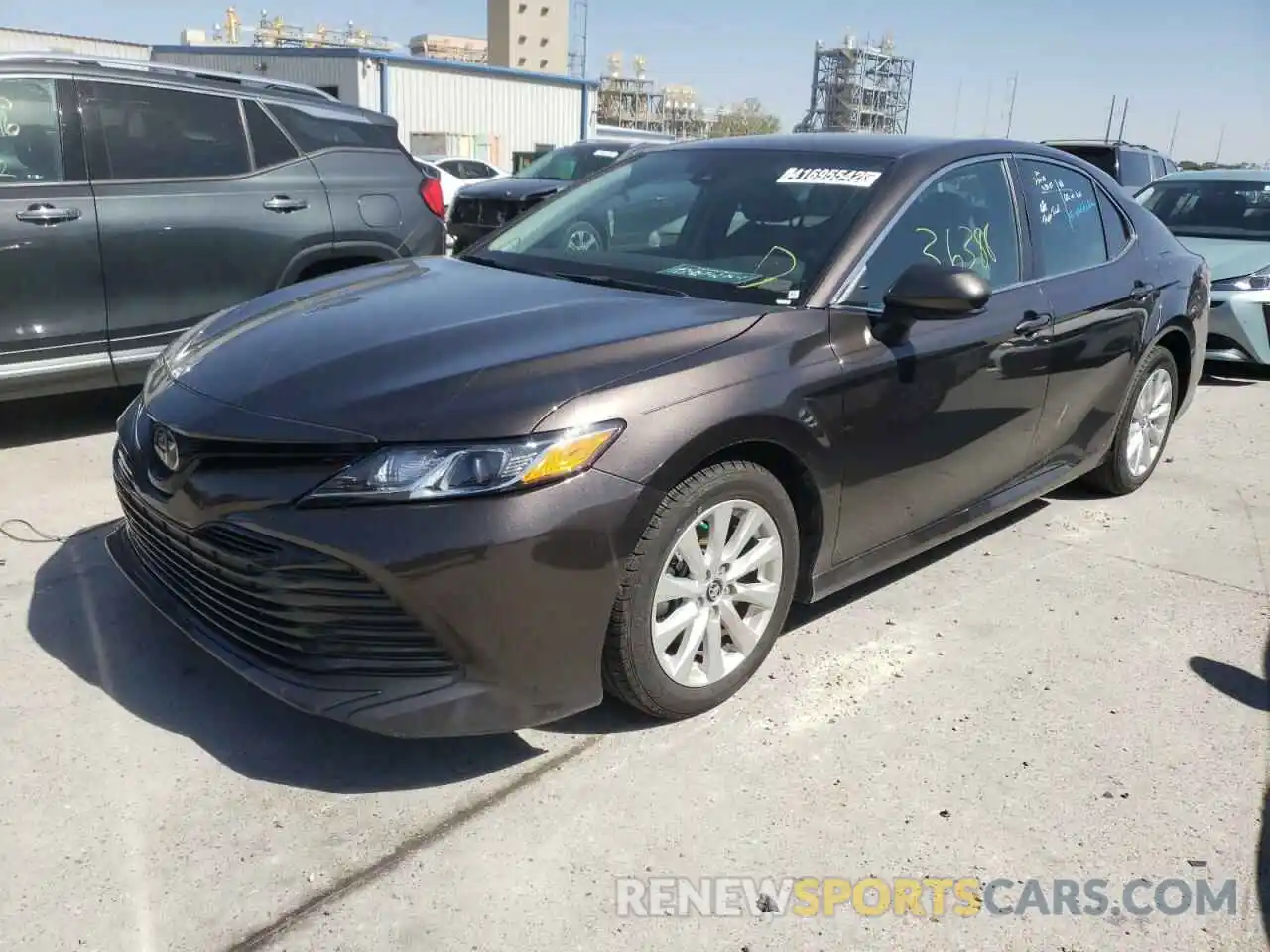 2 Photograph of a damaged car 4T1B11HK2KU200838 TOYOTA CAMRY 2019