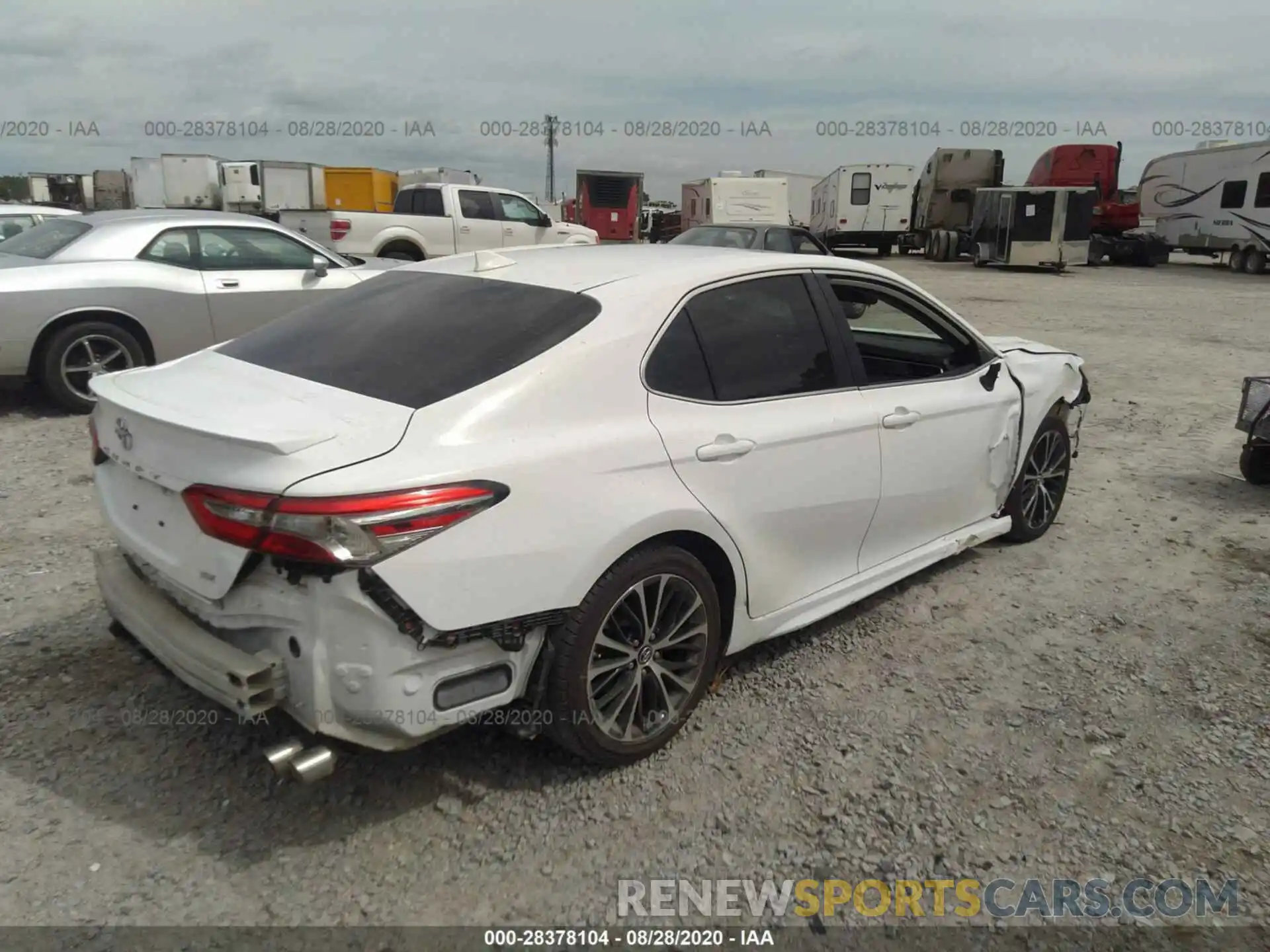 4 Photograph of a damaged car 4T1B11HK2KU200967 TOYOTA CAMRY 2019