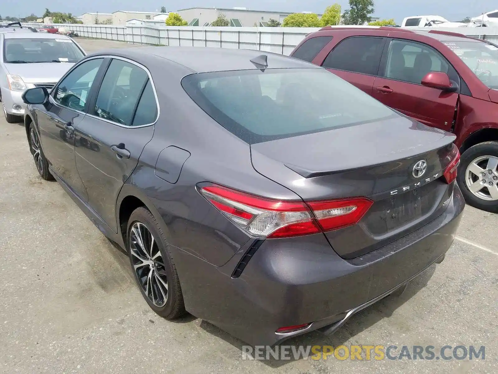 3 Photograph of a damaged car 4T1B11HK2KU201178 TOYOTA CAMRY 2019