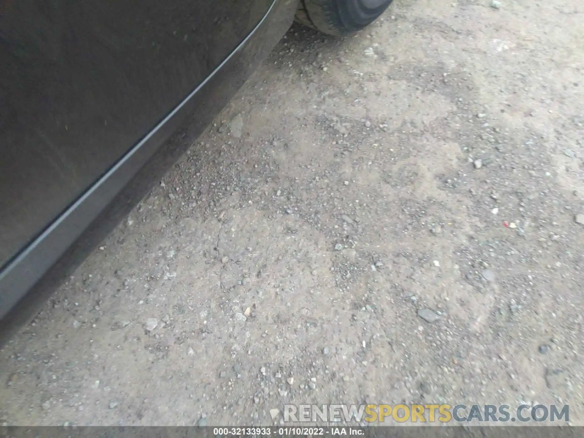 13 Photograph of a damaged car 4T1B11HK2KU201584 TOYOTA CAMRY 2019