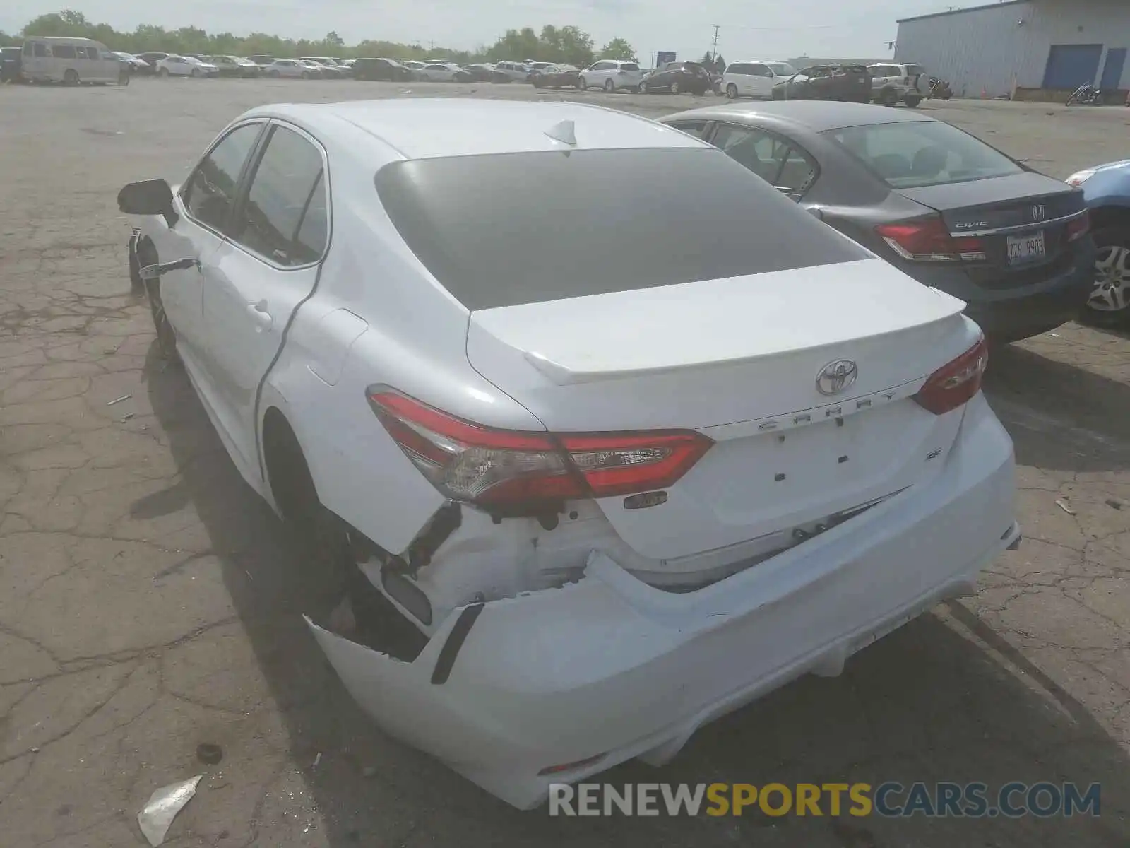 3 Photograph of a damaged car 4T1B11HK2KU202105 TOYOTA CAMRY 2019