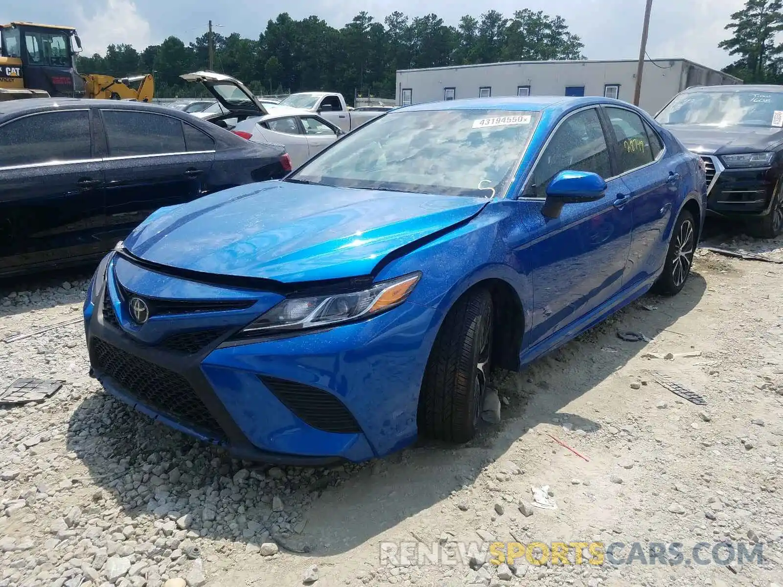 2 Photograph of a damaged car 4T1B11HK2KU202640 TOYOTA CAMRY 2019