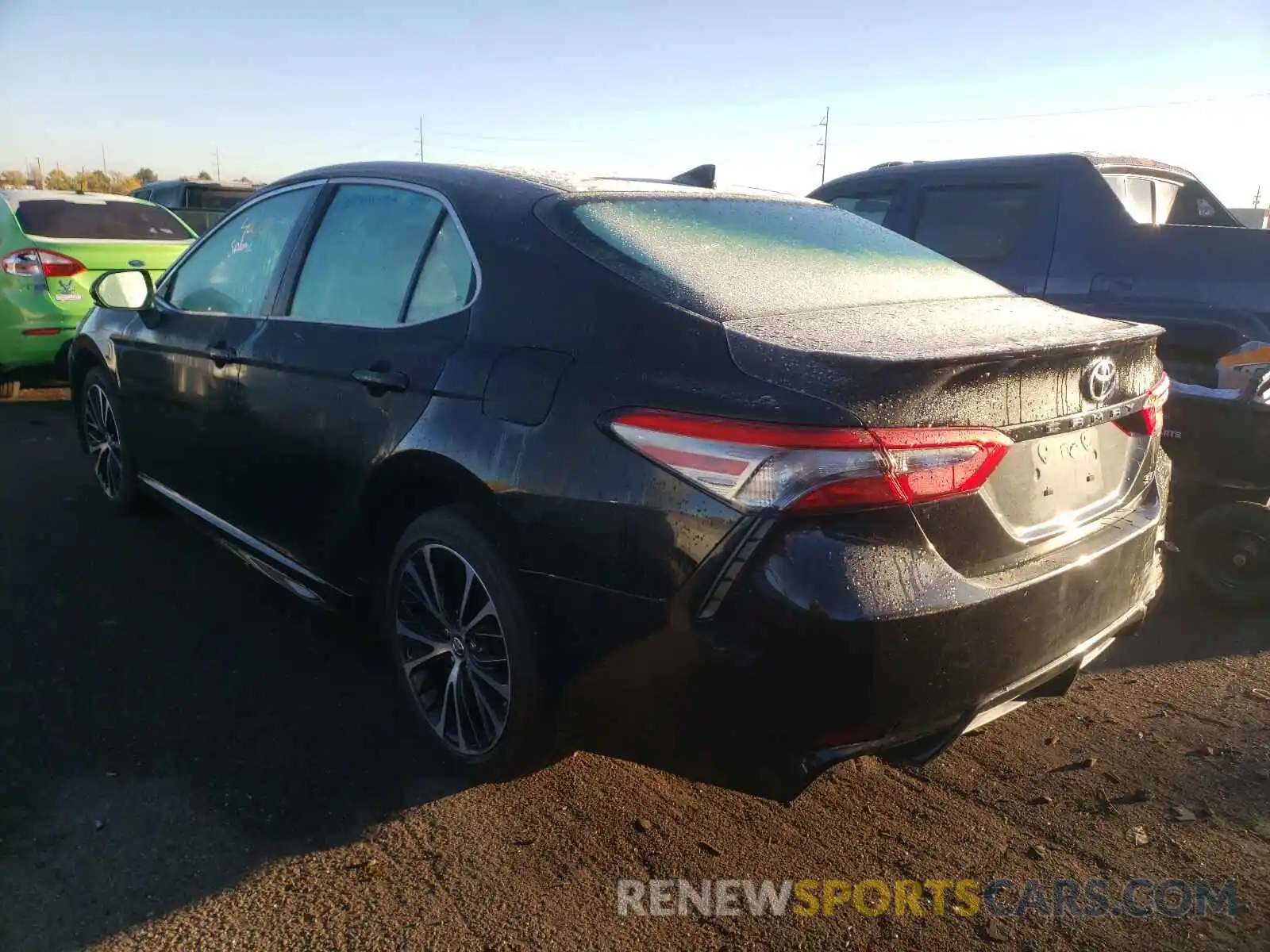 3 Photograph of a damaged car 4T1B11HK2KU204257 TOYOTA CAMRY 2019