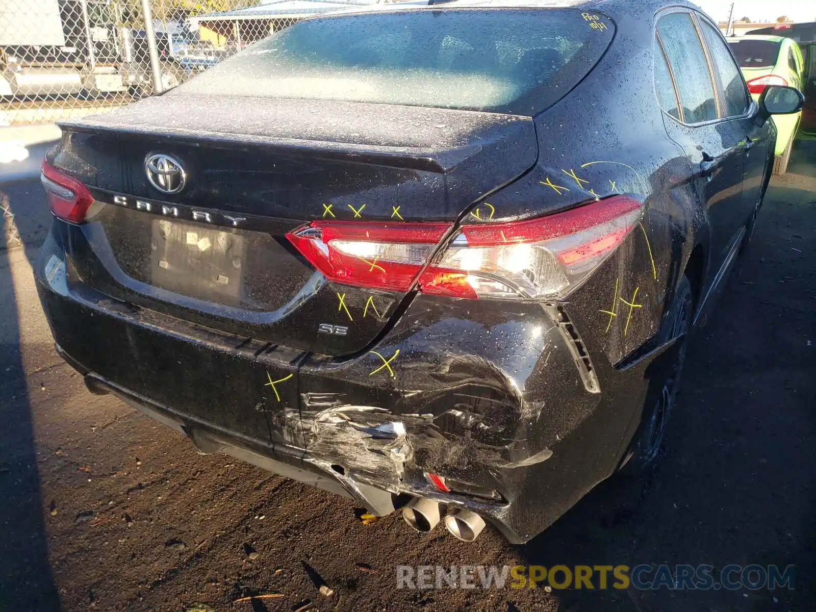 9 Photograph of a damaged car 4T1B11HK2KU204257 TOYOTA CAMRY 2019