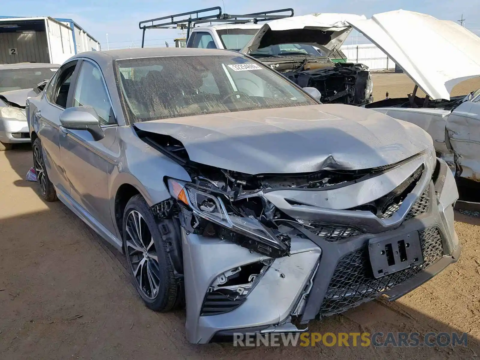 1 Photograph of a damaged car 4T1B11HK2KU204338 TOYOTA CAMRY 2019