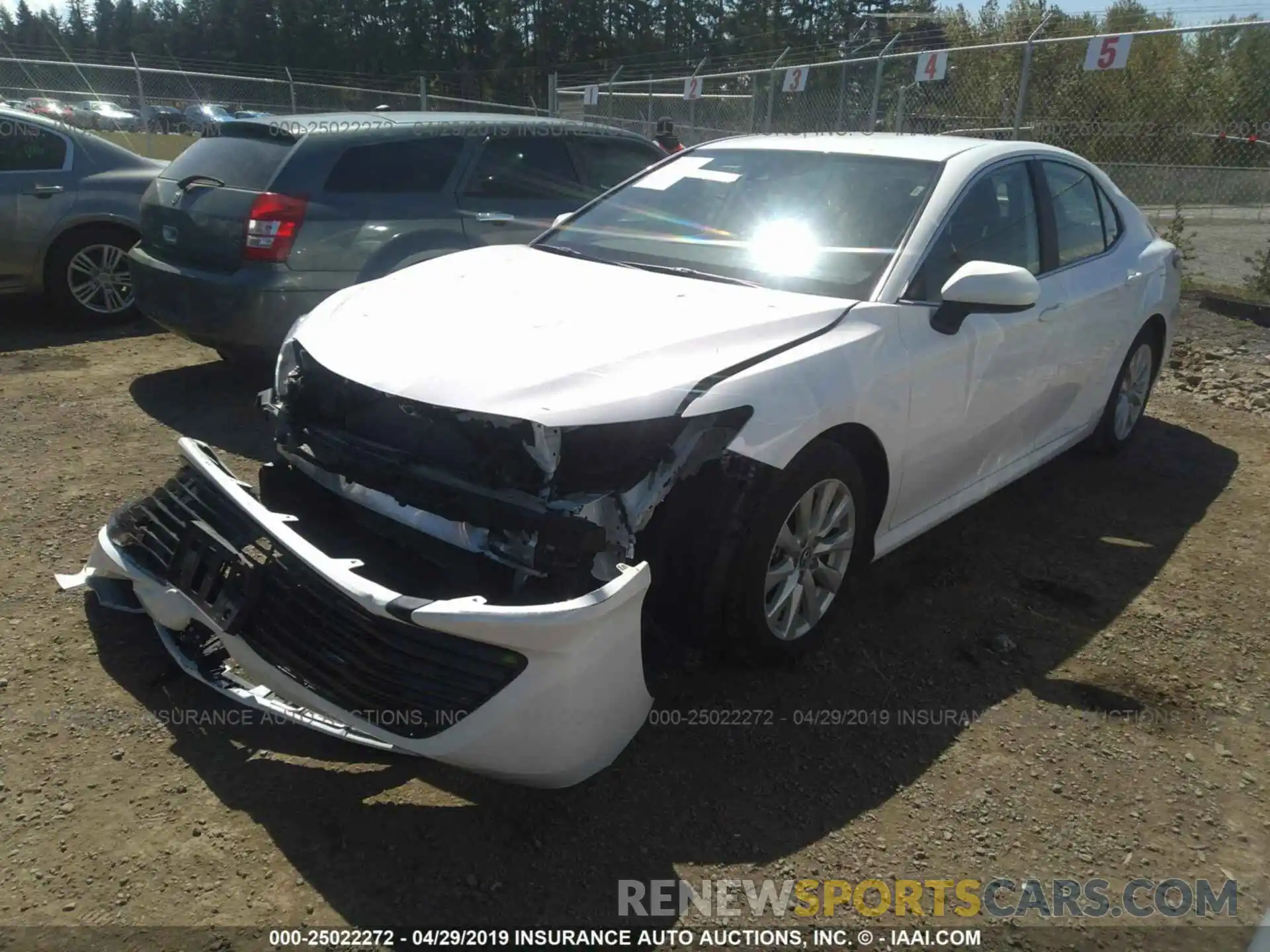 2 Photograph of a damaged car 4T1B11HK2KU206137 TOYOTA CAMRY 2019