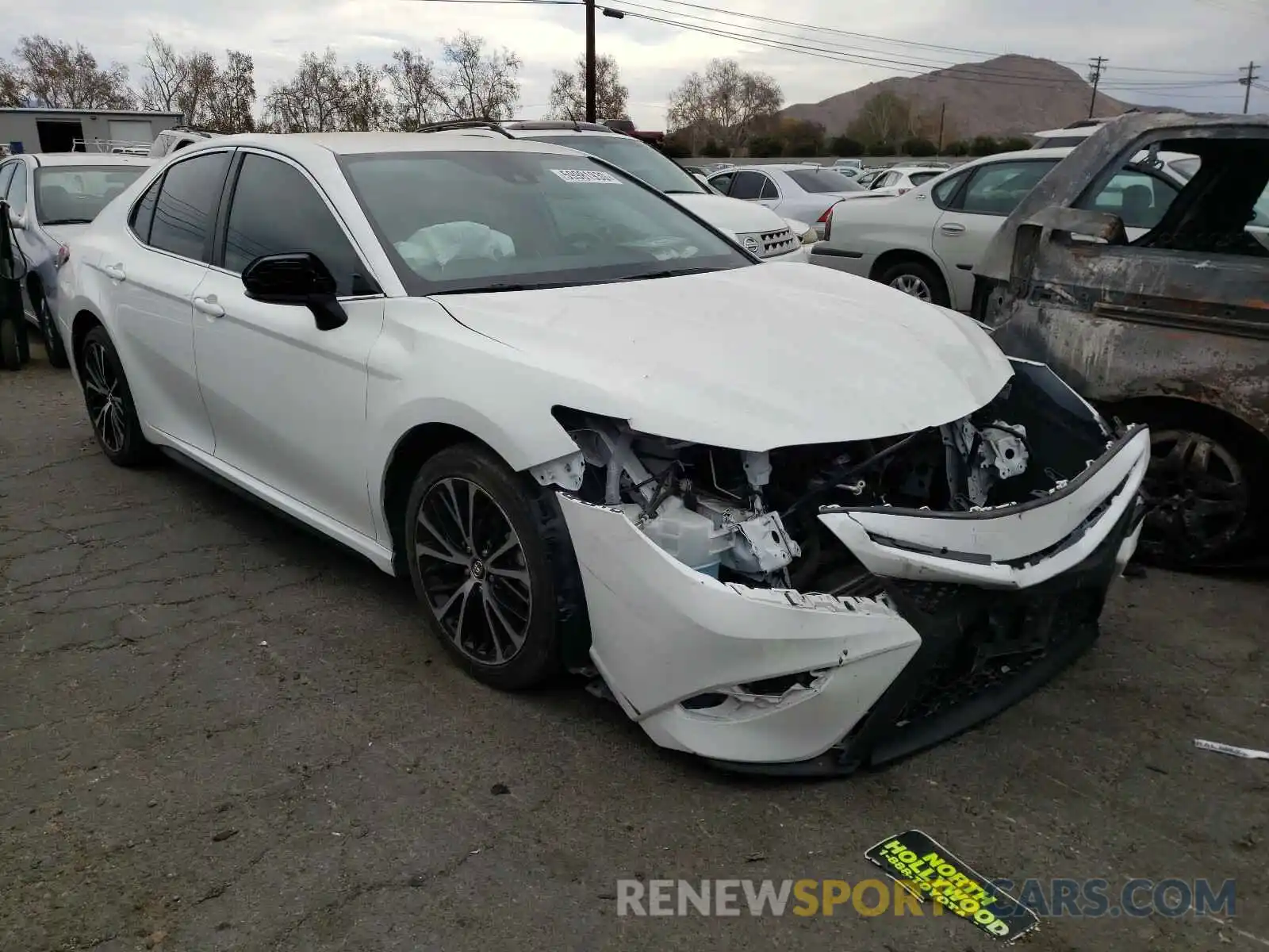 1 Photograph of a damaged car 4T1B11HK2KU207921 TOYOTA CAMRY 2019