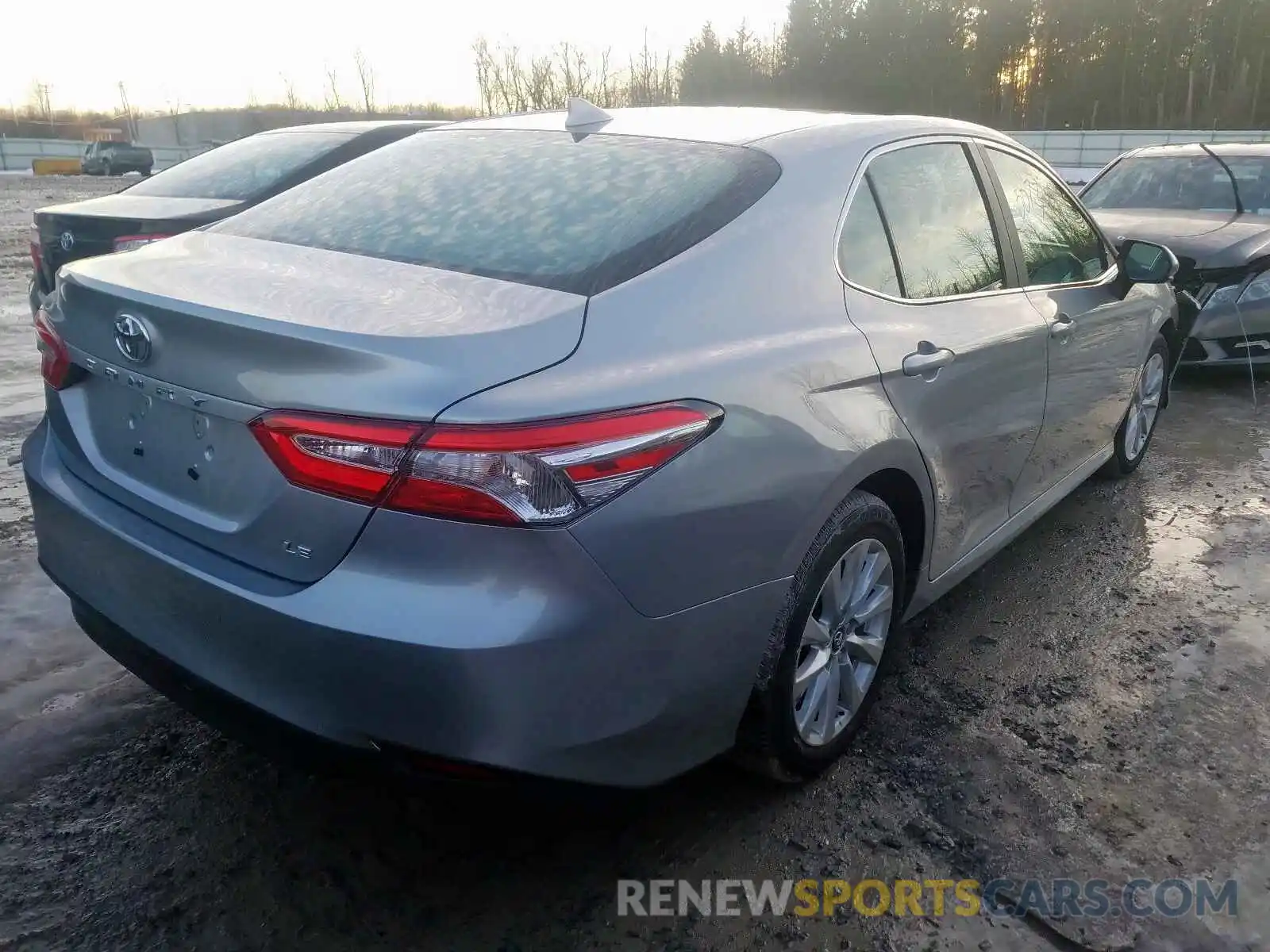 4 Photograph of a damaged car 4T1B11HK2KU208857 TOYOTA CAMRY 2019