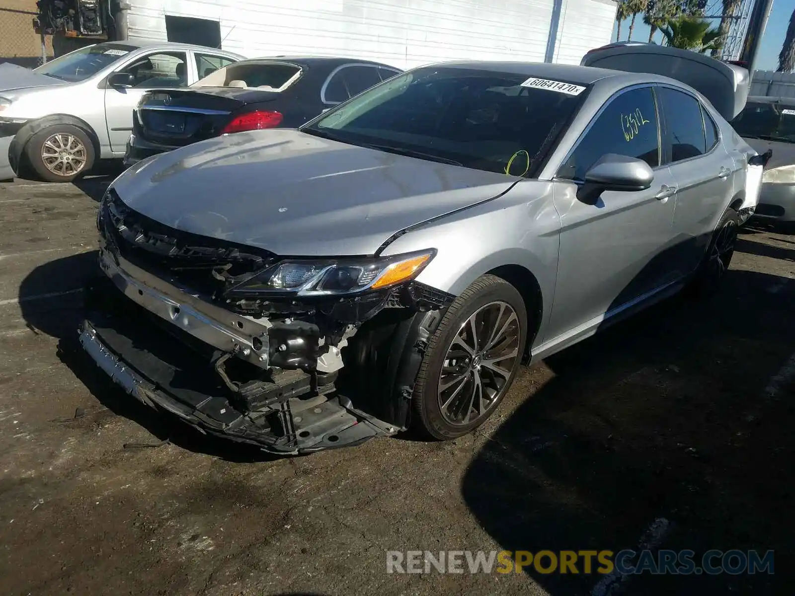 2 Photograph of a damaged car 4T1B11HK2KU210396 TOYOTA CAMRY 2019