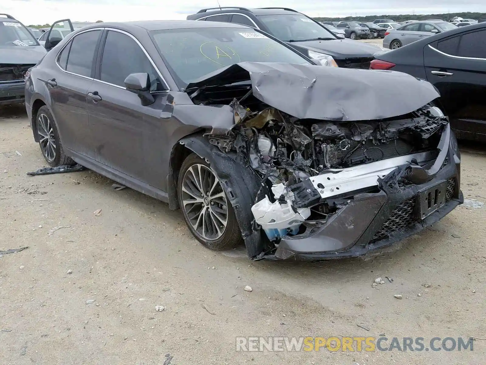 1 Photograph of a damaged car 4T1B11HK2KU214058 TOYOTA CAMRY 2019