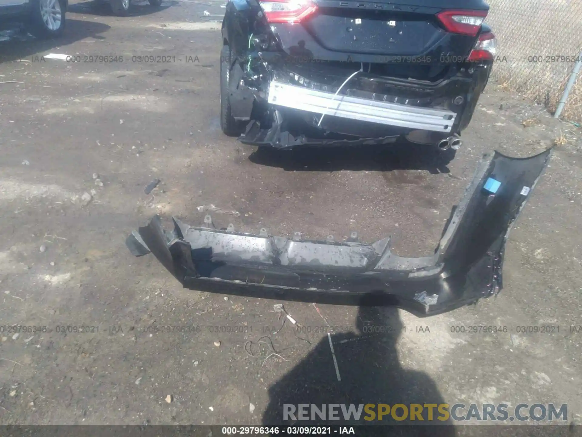 12 Фотография поврежденного автомобиля 4T1B11HK2KU214352 TOYOTA CAMRY 2019