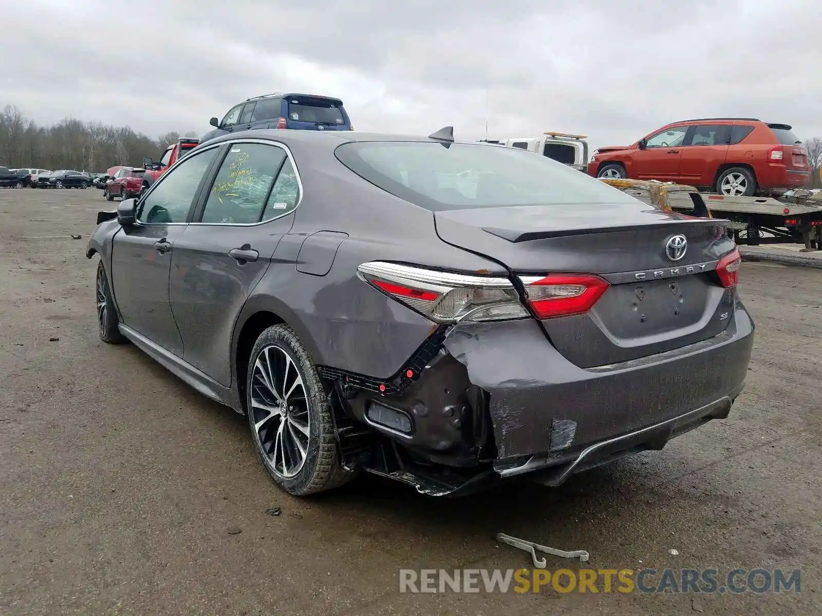 3 Photograph of a damaged car 4T1B11HK2KU214707 TOYOTA CAMRY 2019