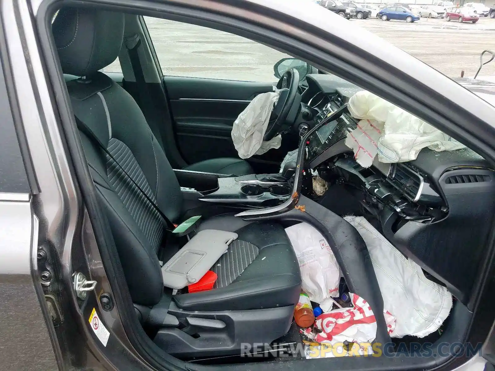 5 Photograph of a damaged car 4T1B11HK2KU214707 TOYOTA CAMRY 2019