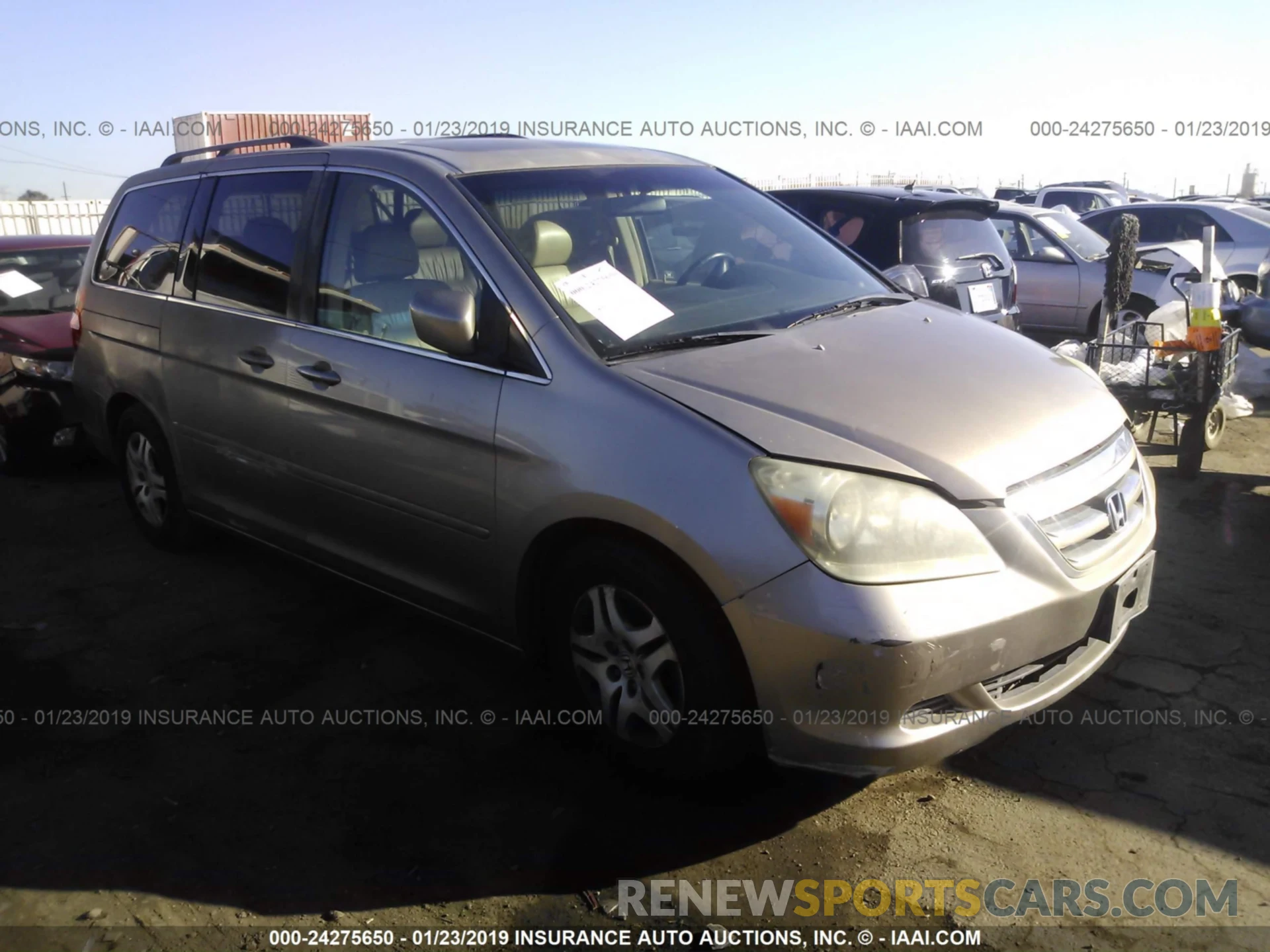 1 Photograph of a damaged car 4T1B11HK2KU215095 TOYOTA CAMRY 2019