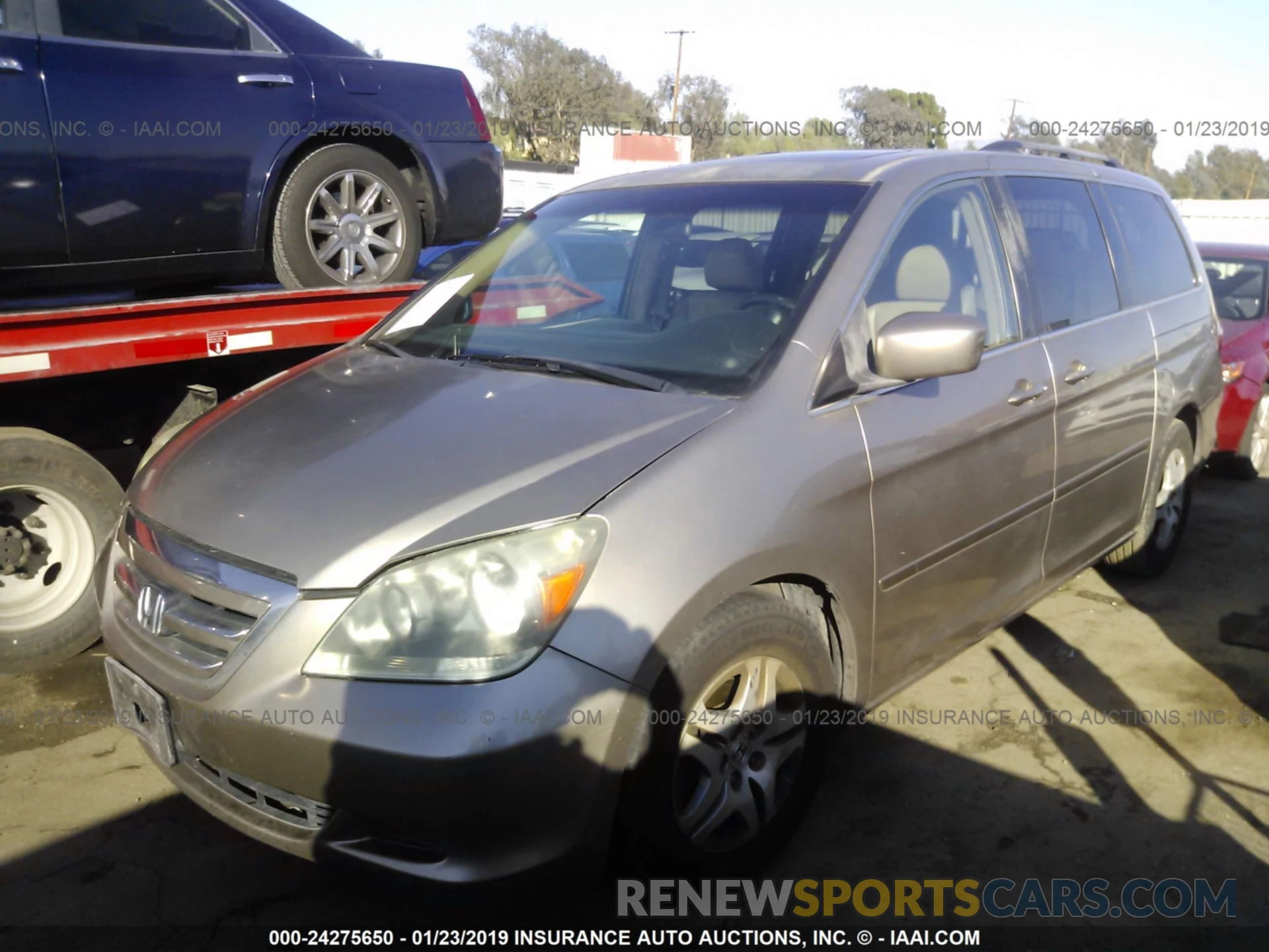 2 Photograph of a damaged car 4T1B11HK2KU215095 TOYOTA CAMRY 2019