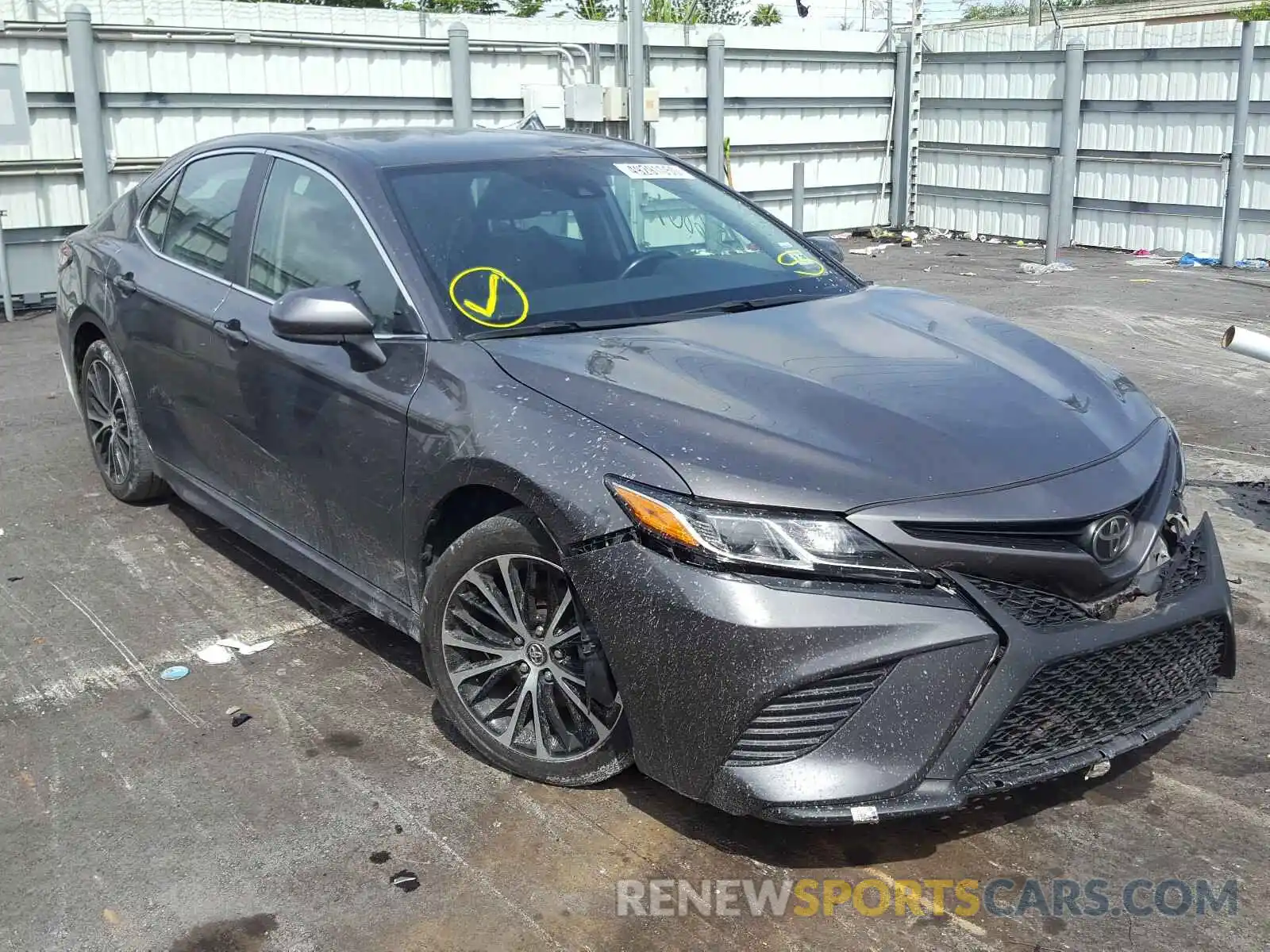 1 Photograph of a damaged car 4T1B11HK2KU215307 TOYOTA CAMRY 2019