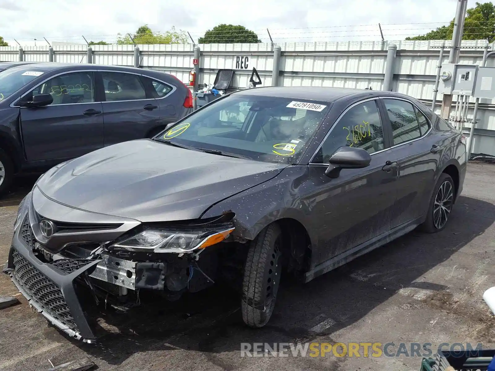 2 Photograph of a damaged car 4T1B11HK2KU215307 TOYOTA CAMRY 2019