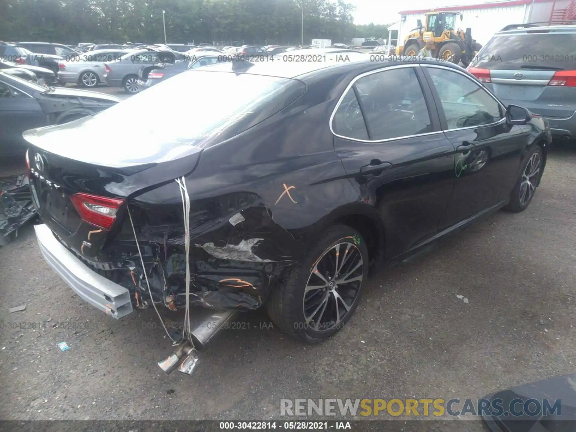 4 Photograph of a damaged car 4T1B11HK2KU215744 TOYOTA CAMRY 2019