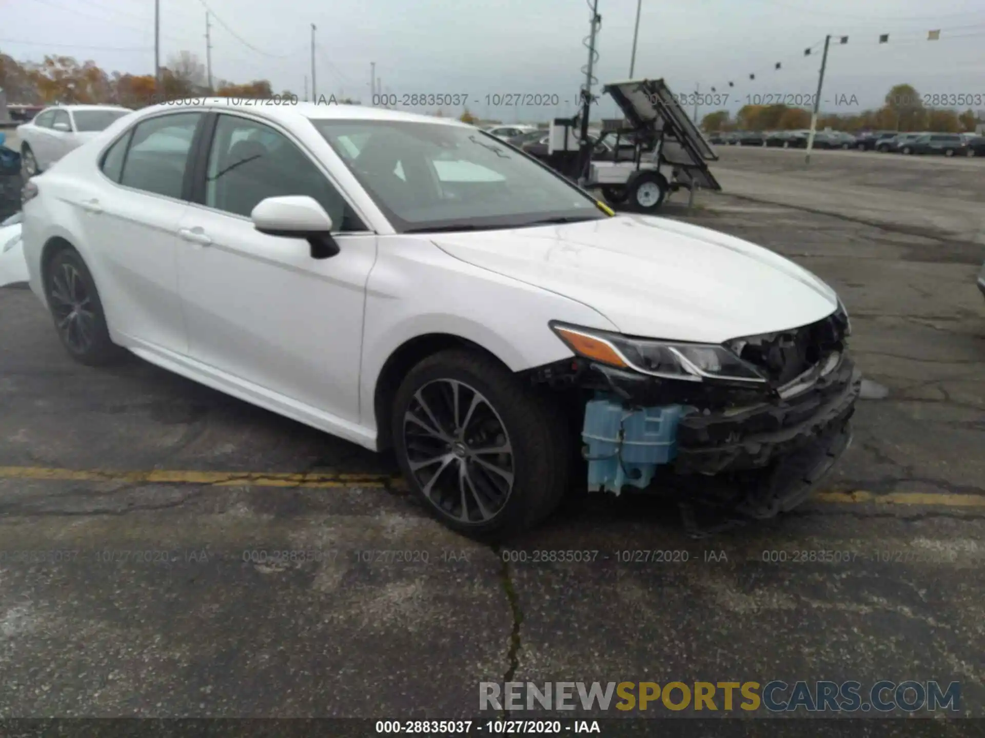 1 Photograph of a damaged car 4T1B11HK2KU216330 TOYOTA CAMRY 2019