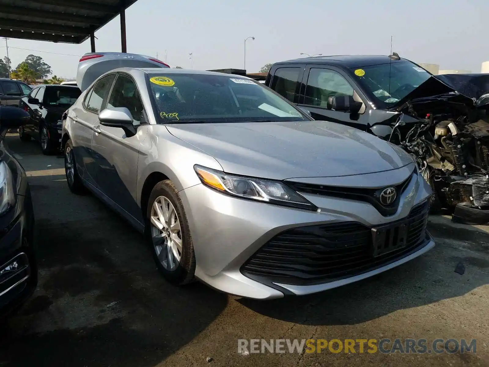 1 Photograph of a damaged car 4T1B11HK2KU220524 TOYOTA CAMRY 2019