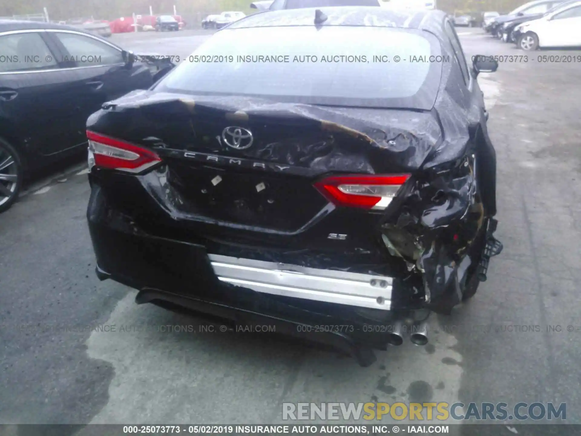 6 Photograph of a damaged car 4T1B11HK2KU221351 TOYOTA CAMRY 2019