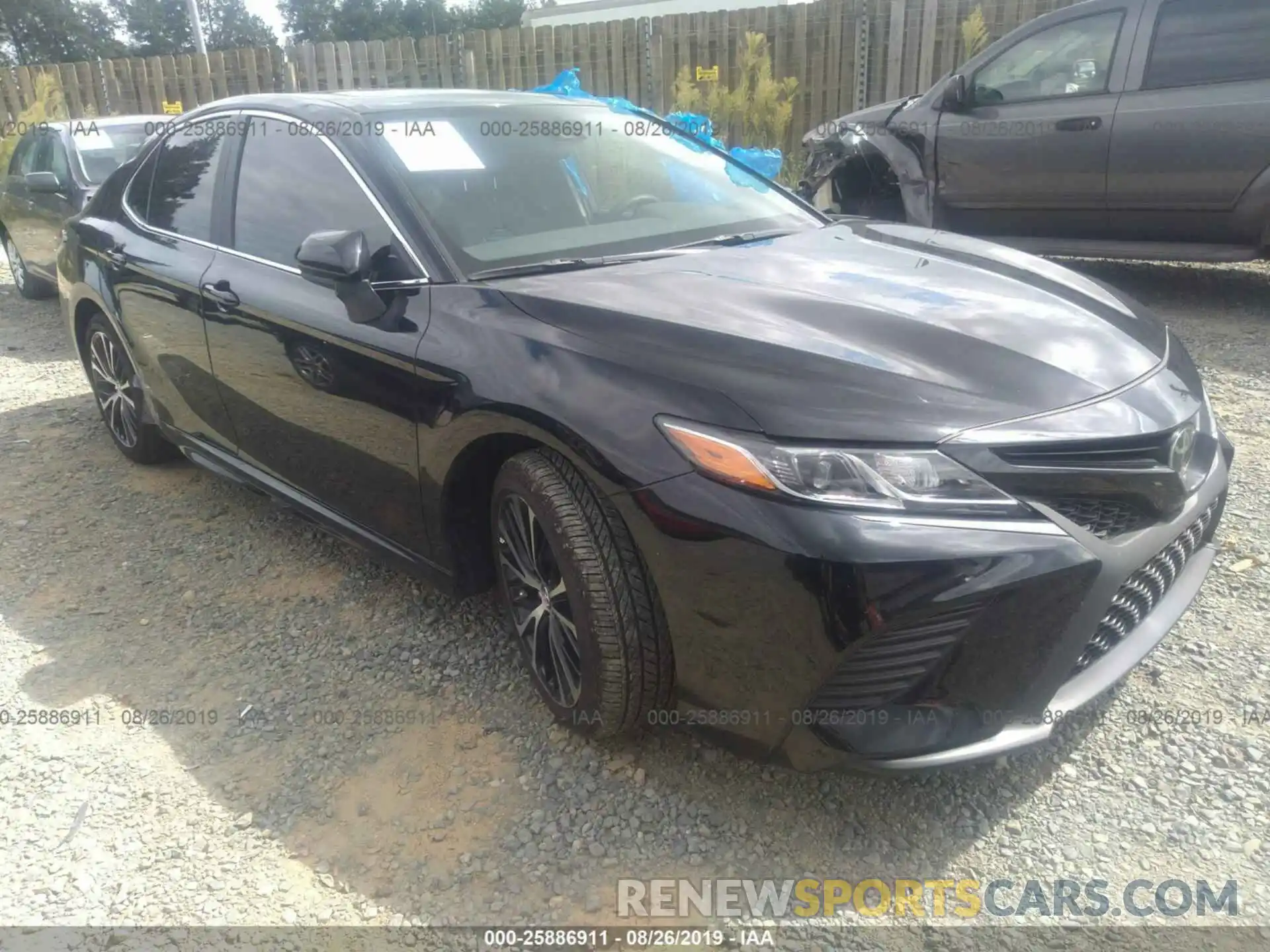 1 Photograph of a damaged car 4T1B11HK2KU223066 TOYOTA CAMRY 2019