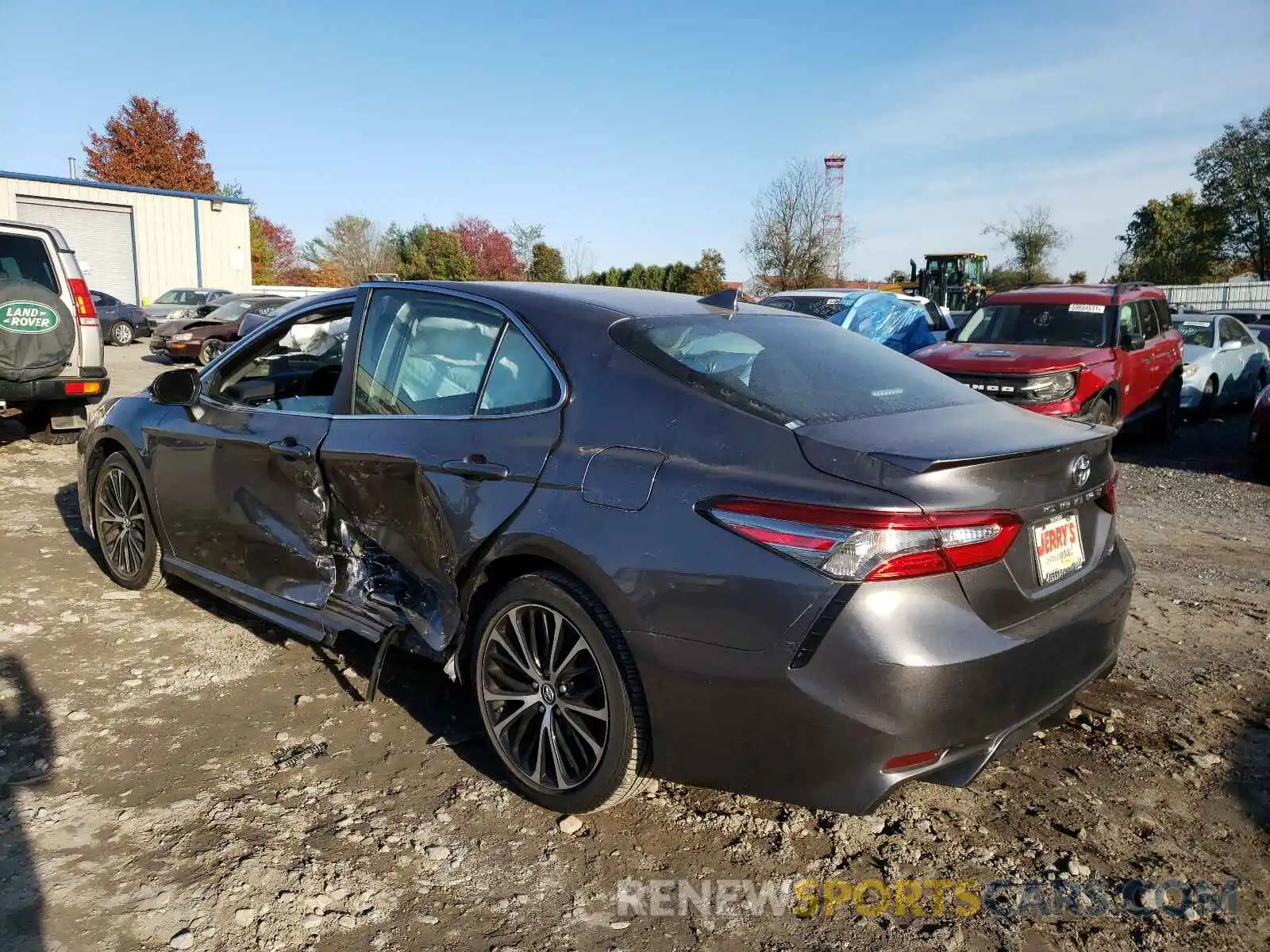 3 Photograph of a damaged car 4T1B11HK2KU225464 TOYOTA CAMRY 2019