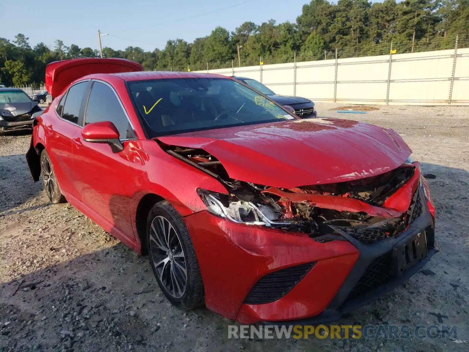 1 Photograph of a damaged car 4T1B11HK2KU225934 TOYOTA CAMRY 2019