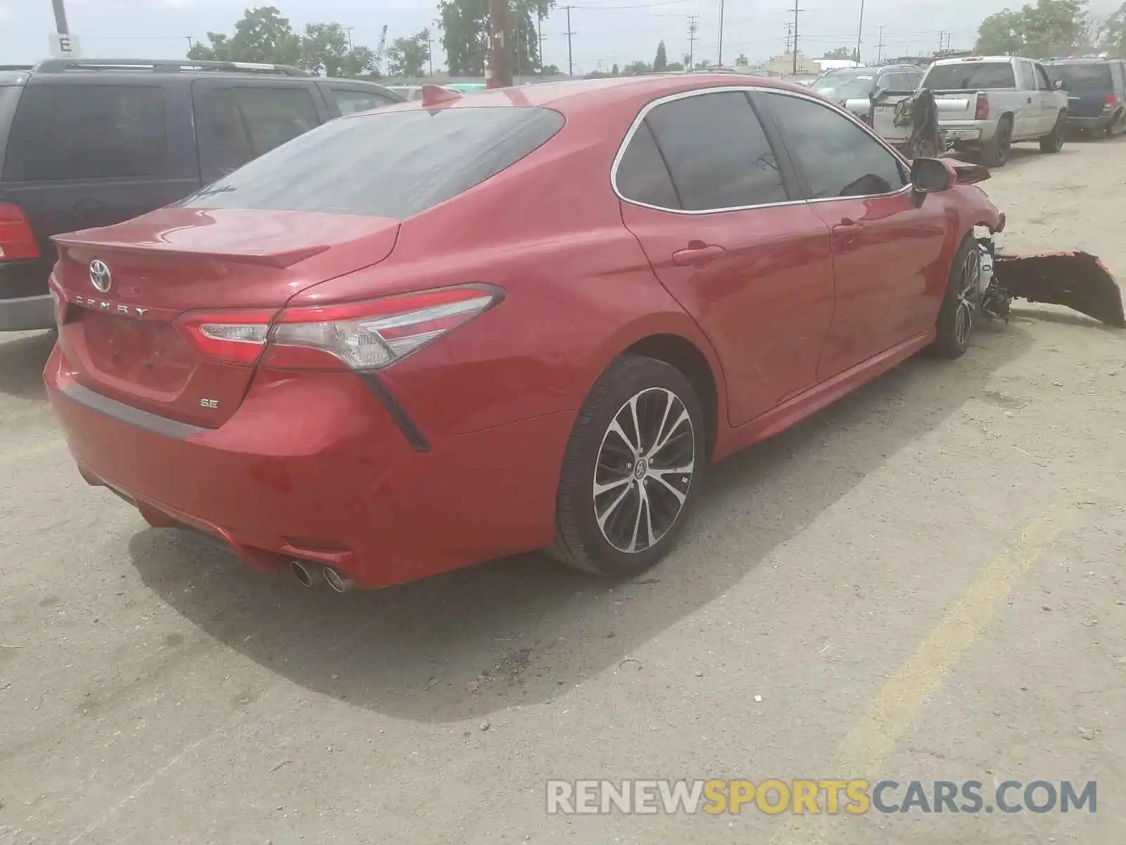 4 Photograph of a damaged car 4T1B11HK2KU226789 TOYOTA CAMRY 2019