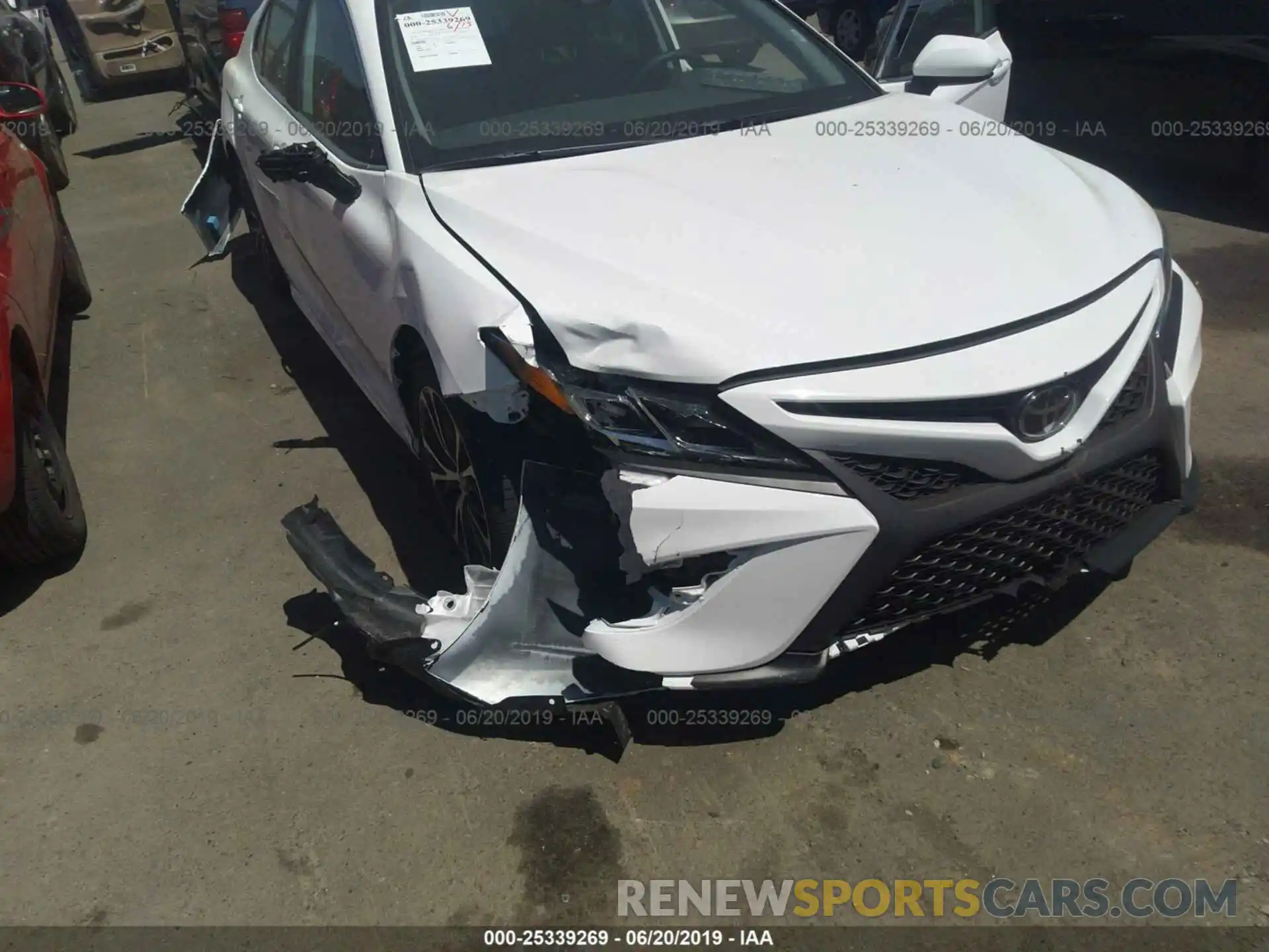 6 Photograph of a damaged car 4T1B11HK2KU226842 TOYOTA CAMRY 2019