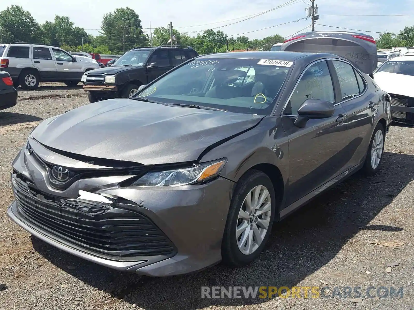 2 Photograph of a damaged car 4T1B11HK2KU227036 TOYOTA CAMRY 2019