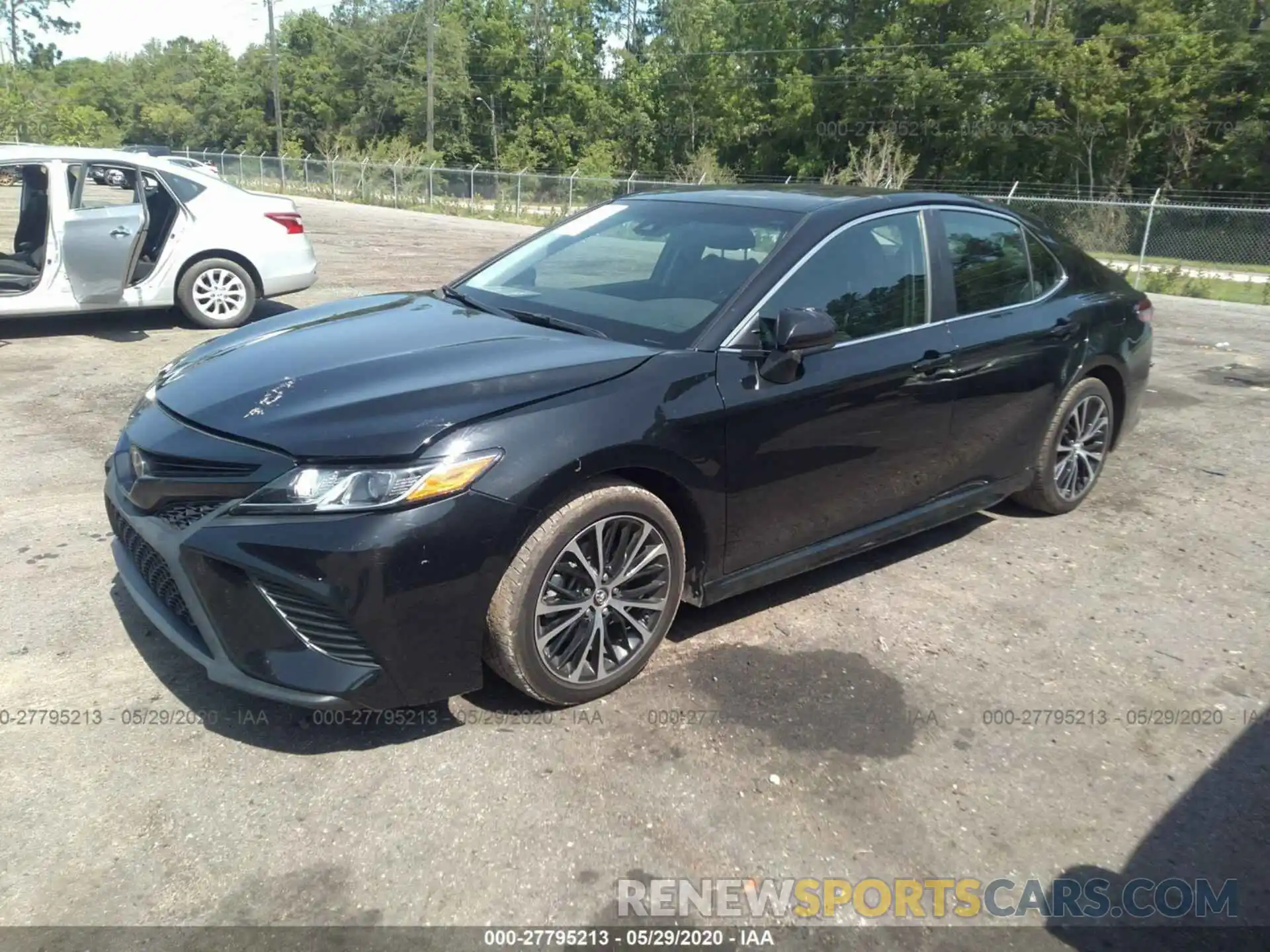 2 Photograph of a damaged car 4T1B11HK2KU227473 TOYOTA CAMRY 2019