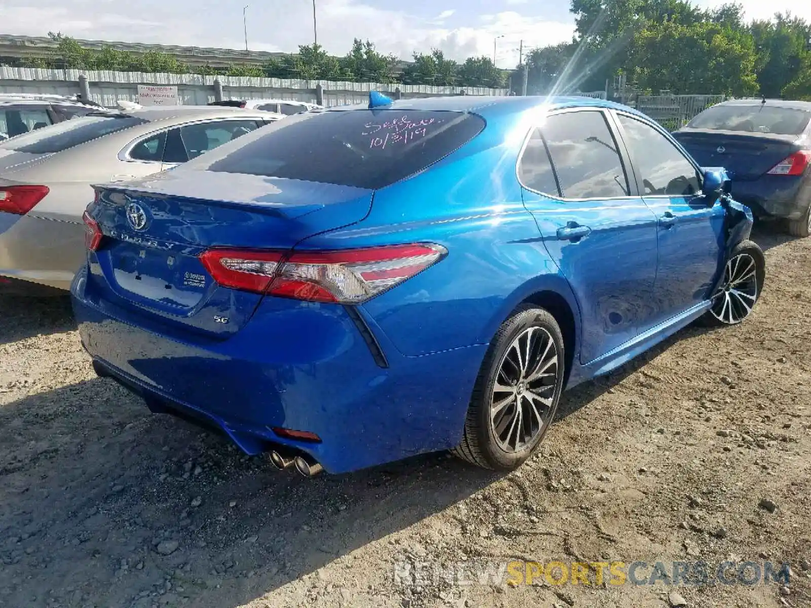 4 Photograph of a damaged car 4T1B11HK2KU228431 TOYOTA CAMRY 2019