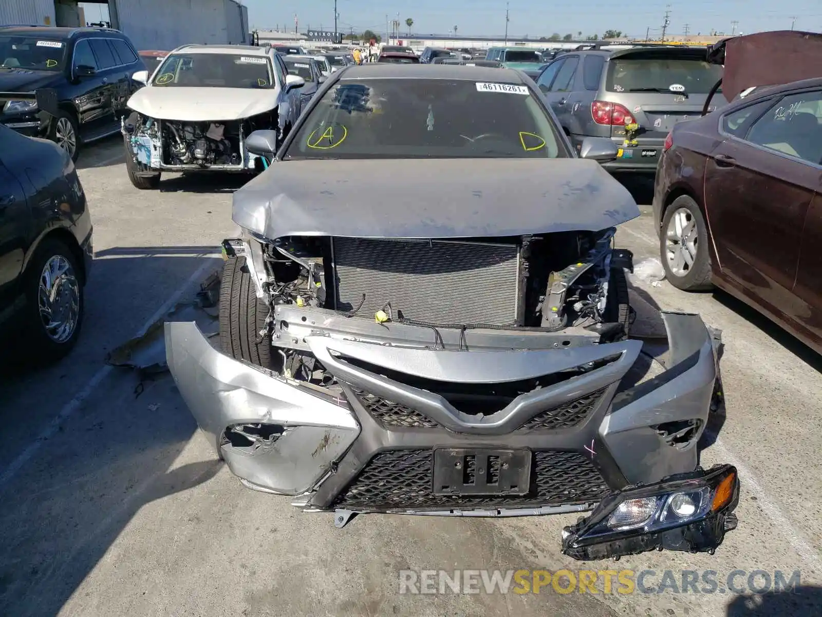 9 Photograph of a damaged car 4T1B11HK2KU229028 TOYOTA CAMRY 2019