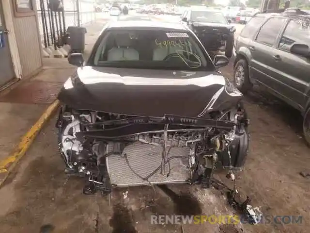 9 Photograph of a damaged car 4T1B11HK2KU229319 TOYOTA CAMRY 2019