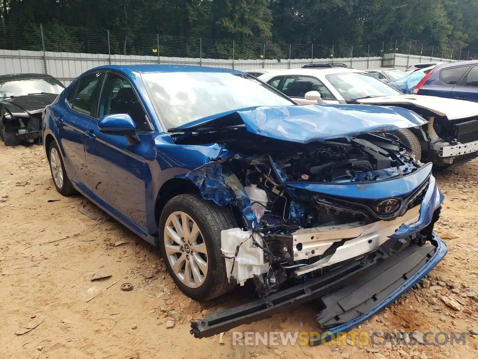 1 Photograph of a damaged car 4T1B11HK2KU229739 TOYOTA CAMRY 2019