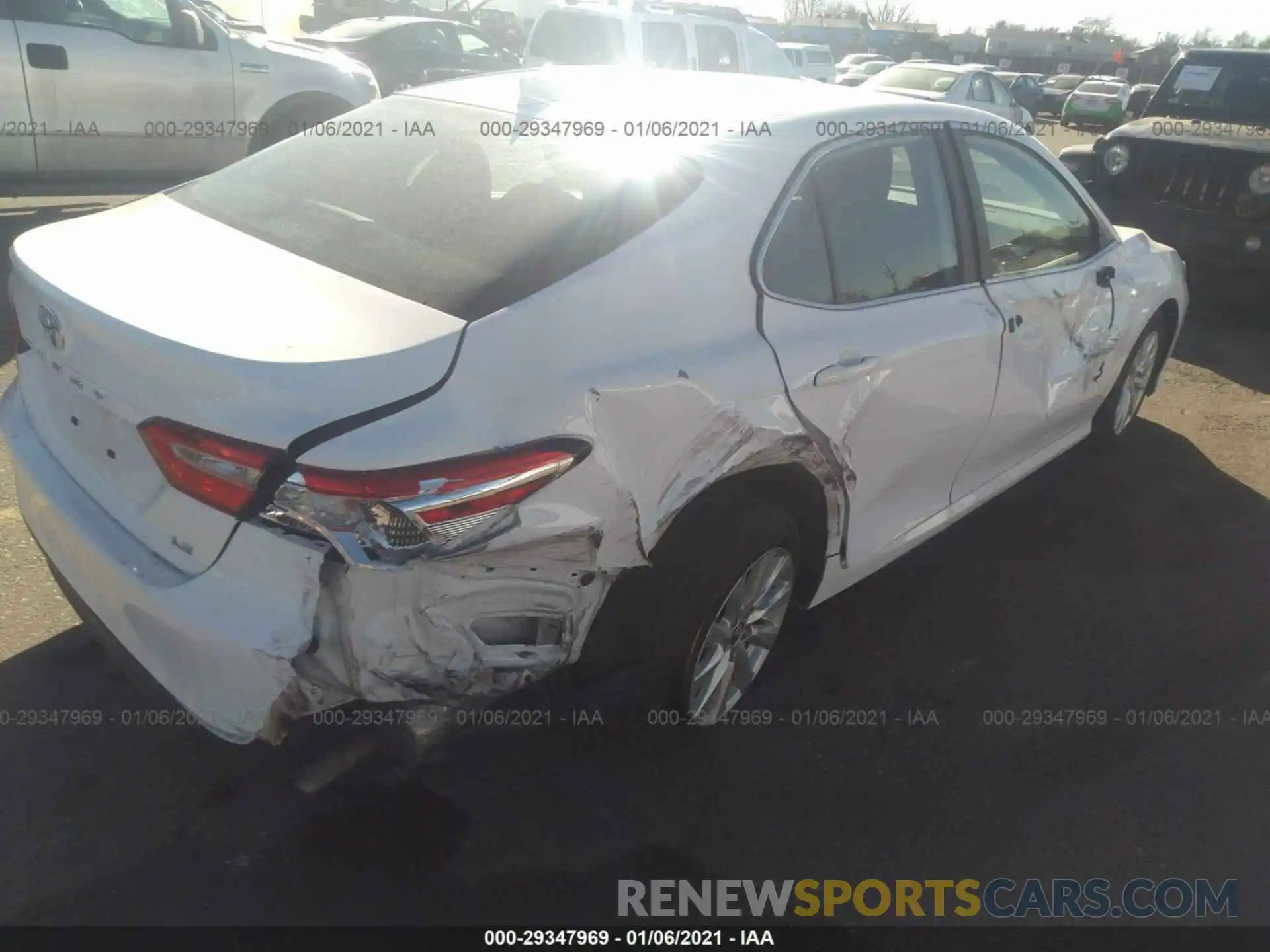 4 Photograph of a damaged car 4T1B11HK2KU230437 TOYOTA CAMRY 2019