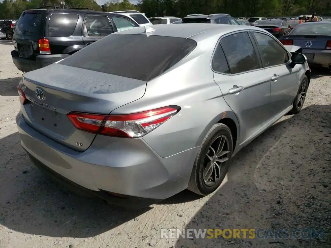 4 Photograph of a damaged car 4T1B11HK2KU230440 TOYOTA CAMRY 2019