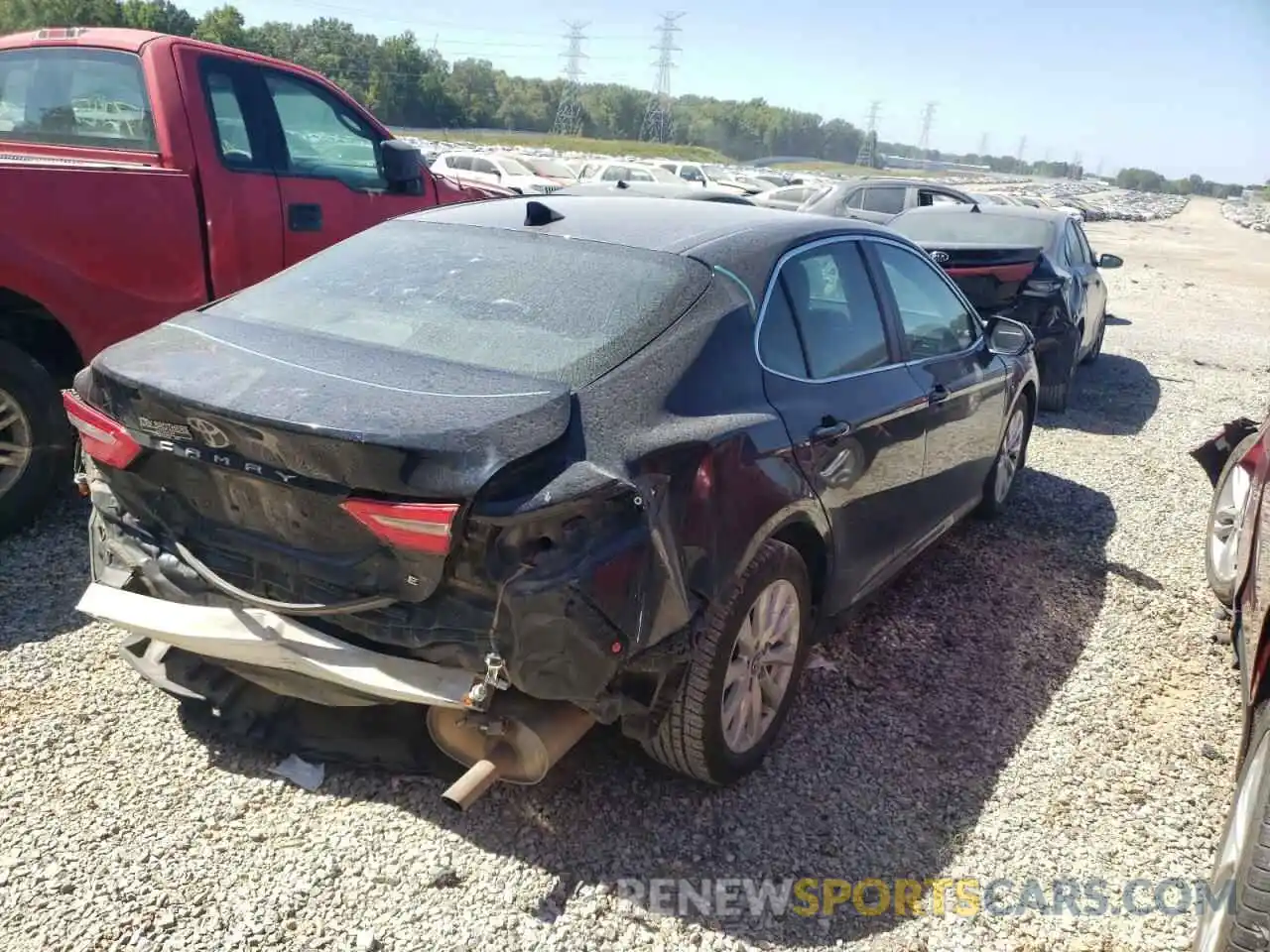 10 Photograph of a damaged car 4T1B11HK2KU232124 TOYOTA CAMRY 2019