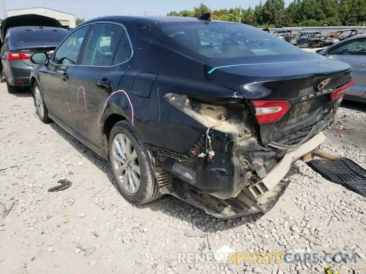 3 Photograph of a damaged car 4T1B11HK2KU232124 TOYOTA CAMRY 2019