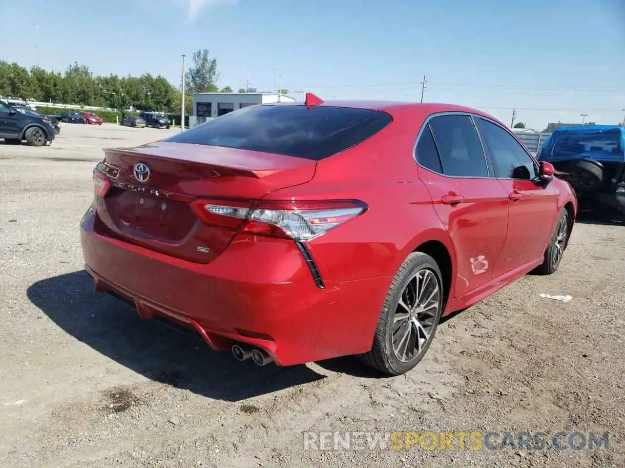 4 Фотография поврежденного автомобиля 4T1B11HK2KU233550 TOYOTA CAMRY 2019