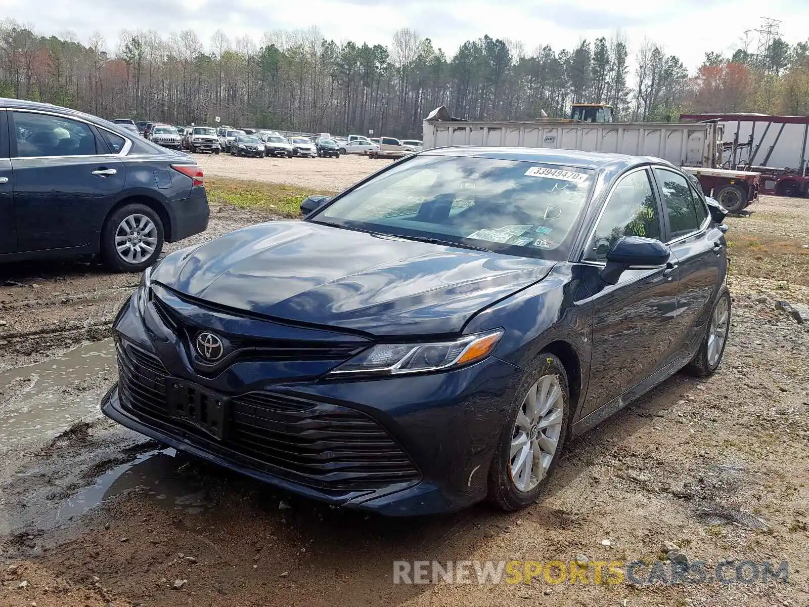 2 Photograph of a damaged car 4T1B11HK2KU236027 TOYOTA CAMRY 2019