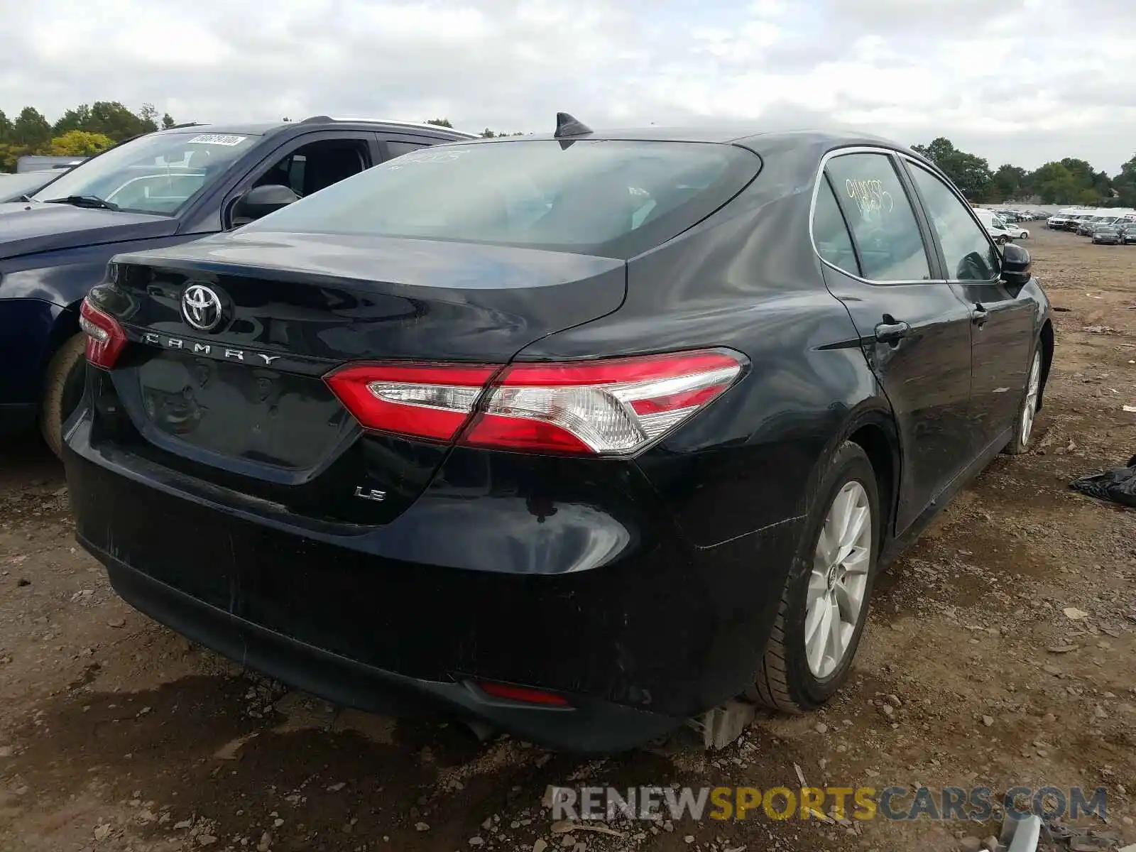 4 Фотография поврежденного автомобиля 4T1B11HK2KU236206 TOYOTA CAMRY 2019