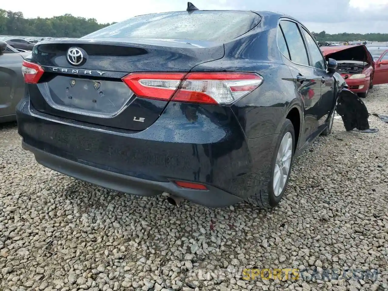 4 Photograph of a damaged car 4T1B11HK2KU236769 TOYOTA CAMRY 2019