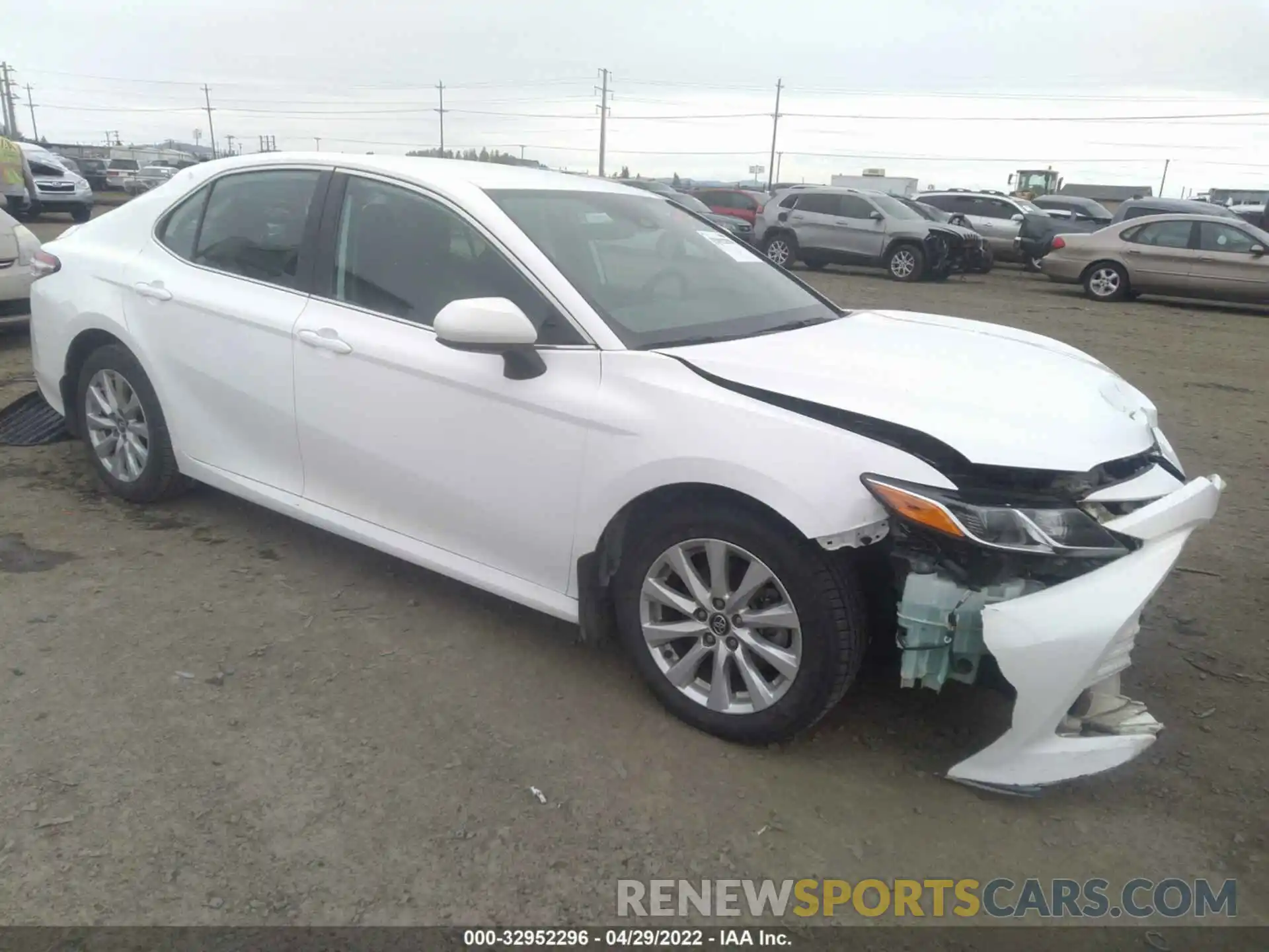 1 Photograph of a damaged car 4T1B11HK2KU238067 TOYOTA CAMRY 2019