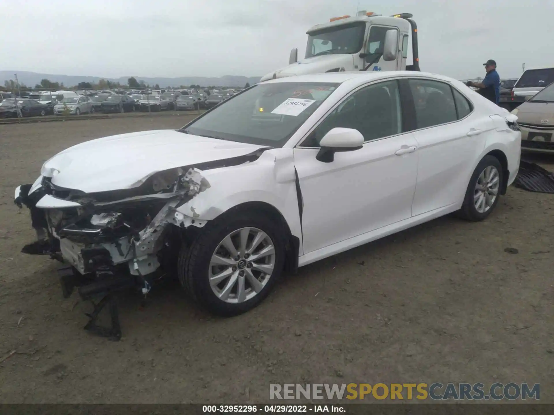 2 Photograph of a damaged car 4T1B11HK2KU238067 TOYOTA CAMRY 2019