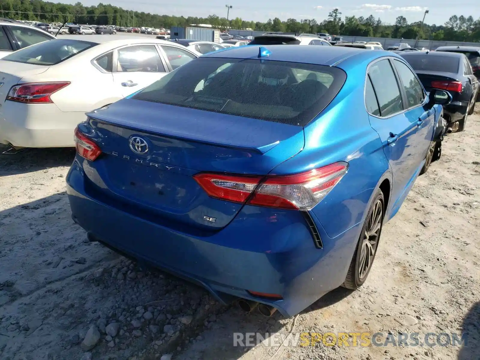 4 Photograph of a damaged car 4T1B11HK2KU238991 TOYOTA CAMRY 2019