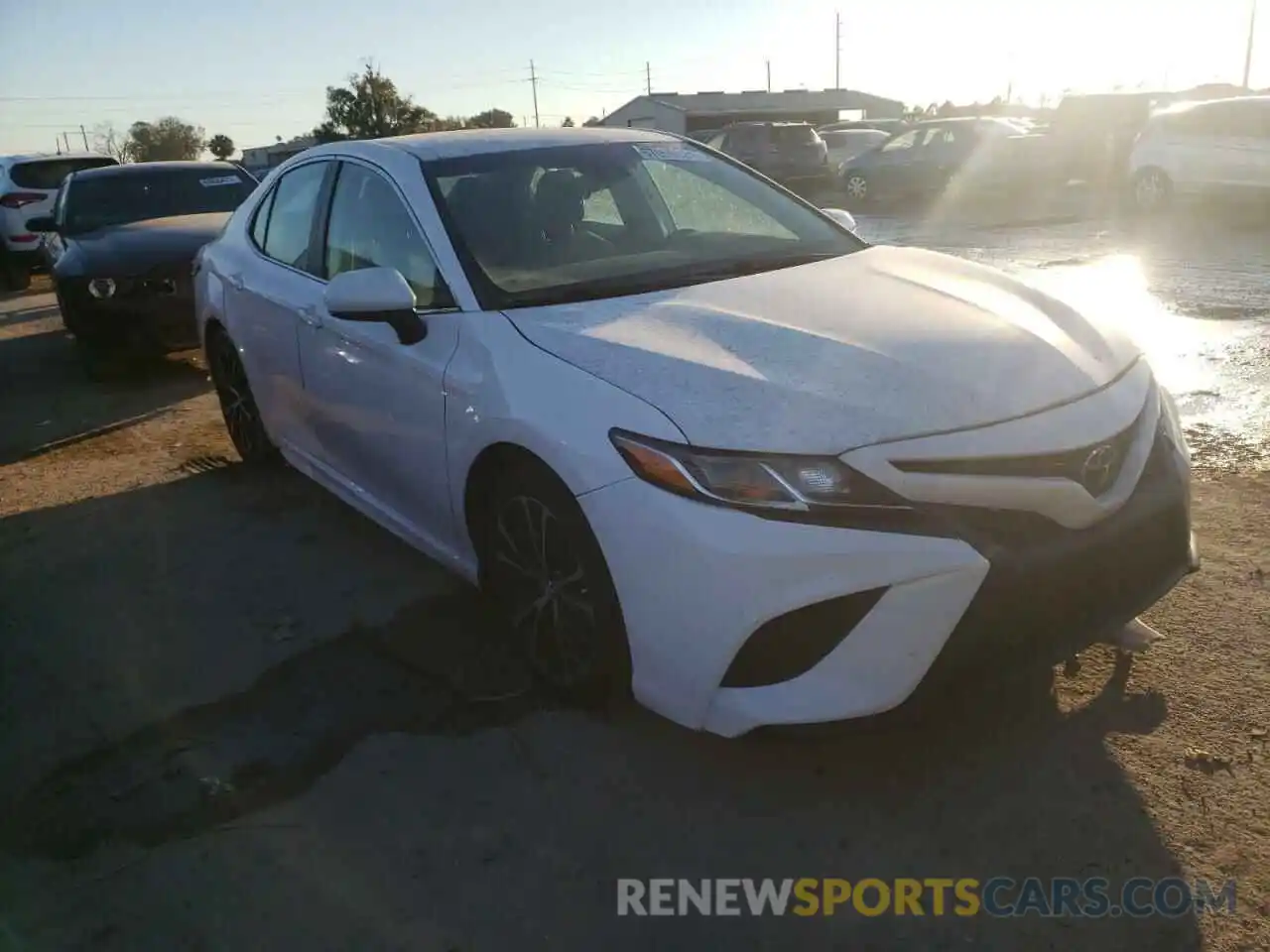 1 Photograph of a damaged car 4T1B11HK2KU239509 TOYOTA CAMRY 2019